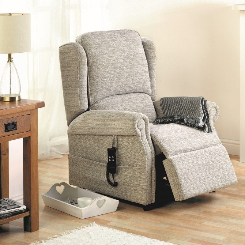 Fleet rise recliner chair